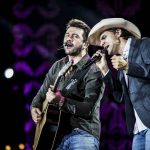 Multidão Lota Arena para Show Gratuito de Jads & Jadson na Semana do Cavalo em Rondonópolis