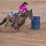 Rodeio em touros abre Semana do Cavalo em Rondonópolis com montarias vibrantes na primeira noite