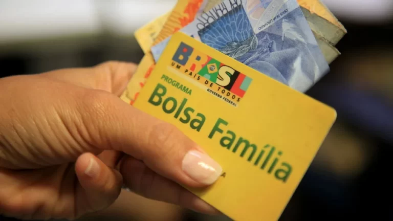 Governo antecipa pagamento do Bolsa Família para 18,7 milhões de famílias com calendário ajustado por feriados